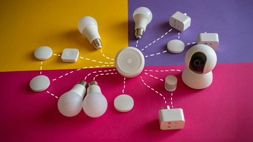 Different IoT devices around a centrally placed smarthome device